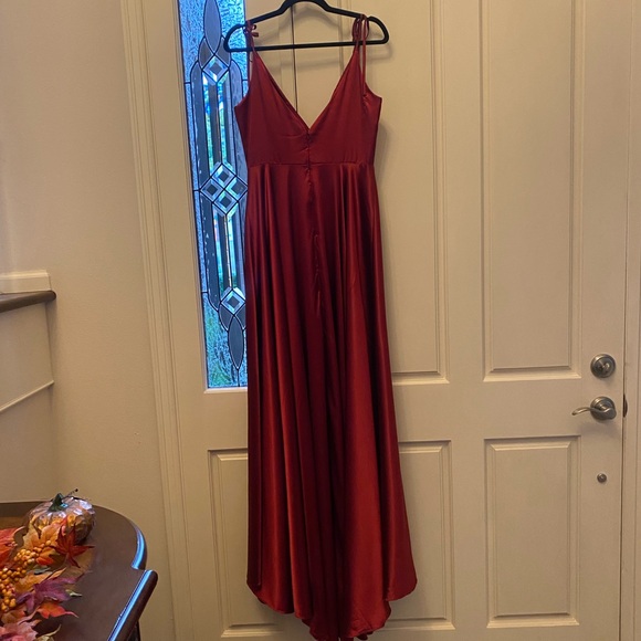 Cinderella Devine, long red dress with straps, Large NWOT - Picture 12 of 12